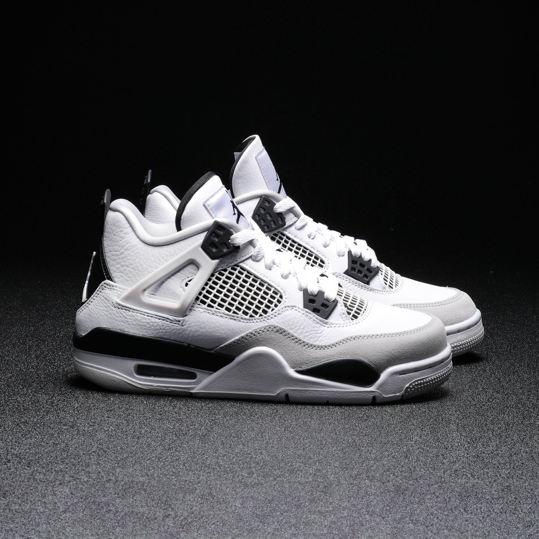 Nike Air Jordan 4 Retro