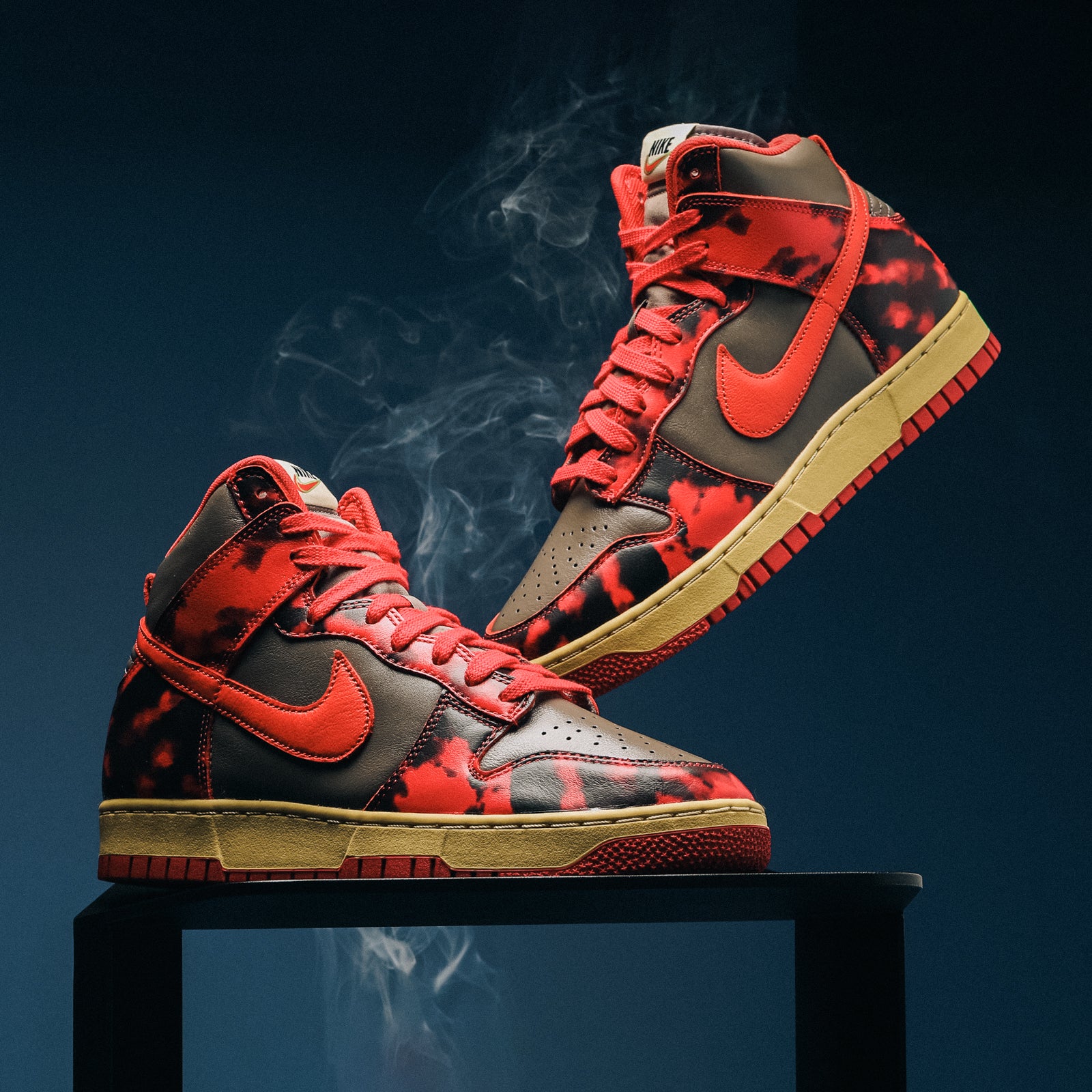 NIKE DUNK HIGH "RED ACID WASH"