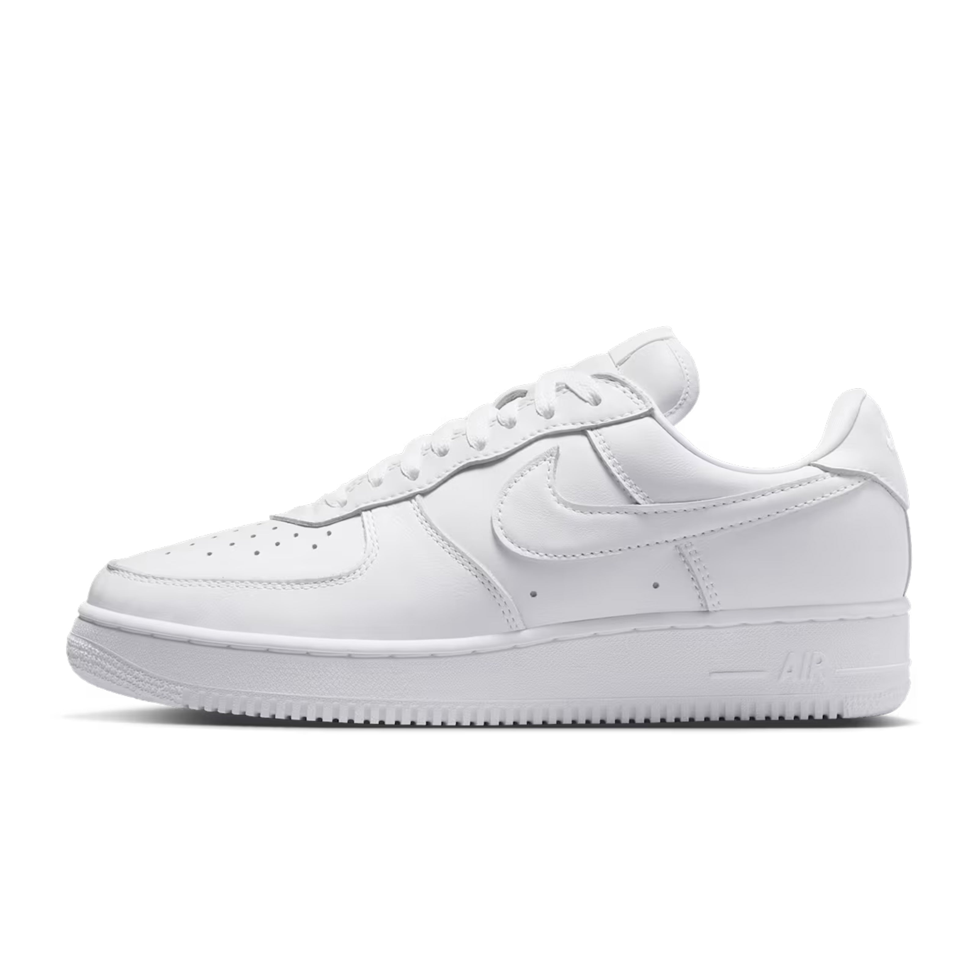 IV4501-100] Nike Air Force 1 '01 'Triple White' (White, White