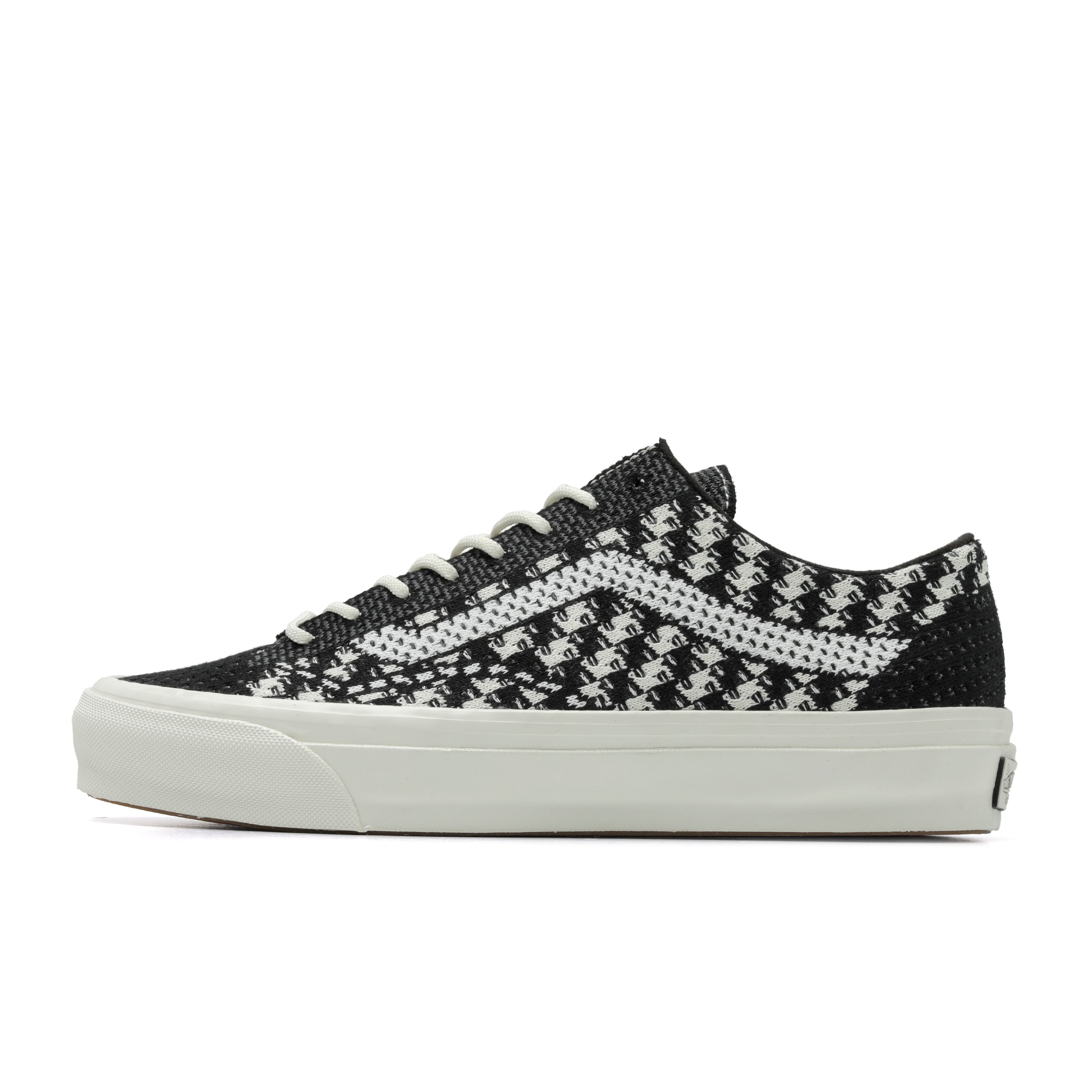 Vans-Black-White-Check-1.jpg?v