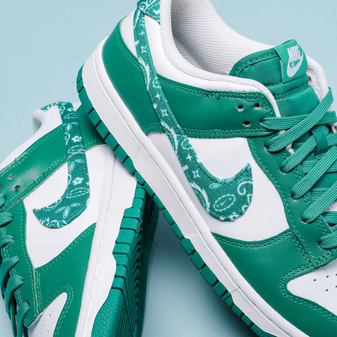 Women's Nike Dunk Low Essential “Green Paisley”