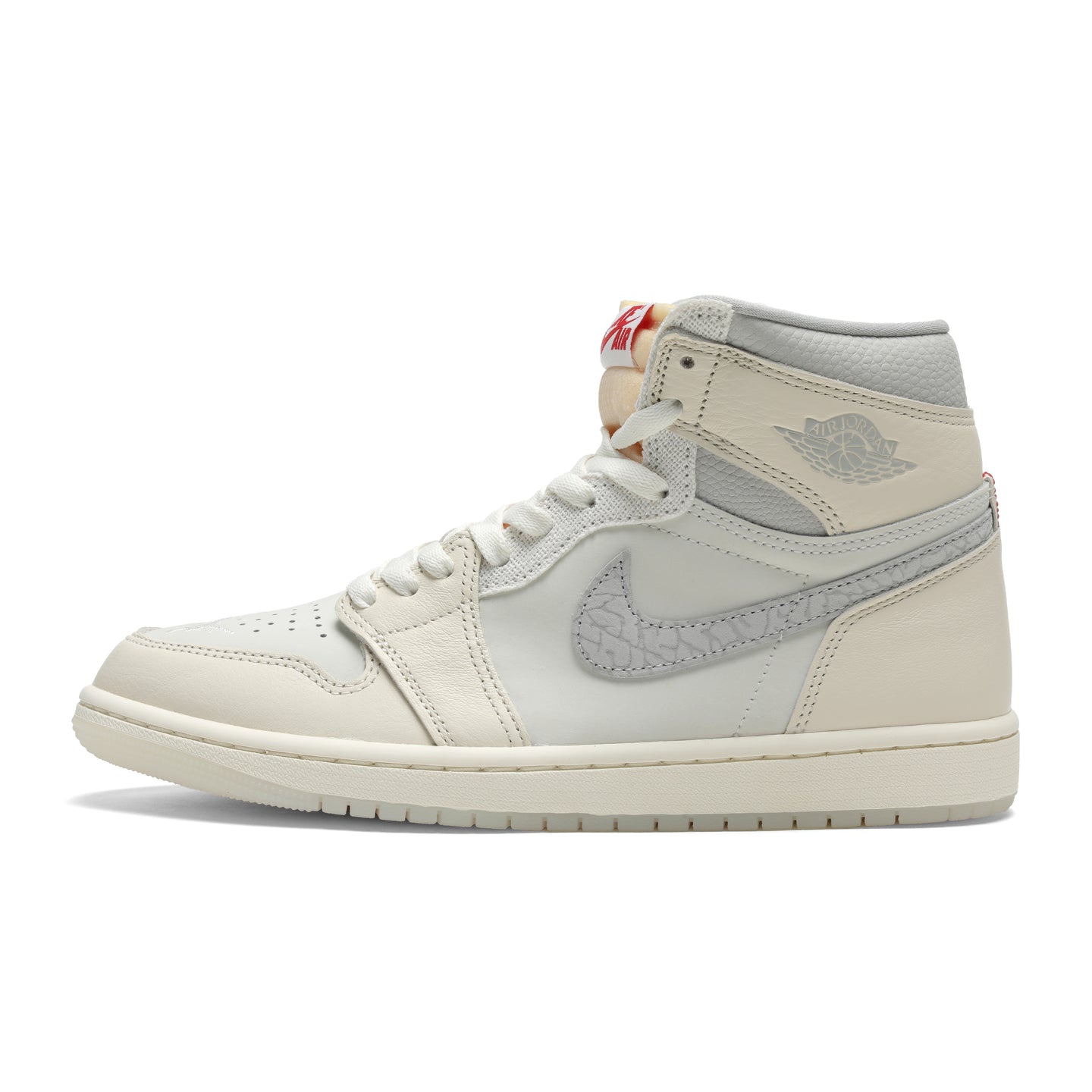 Air Jordan 1 Retro High OG ‘Sail and Pale Ivory’