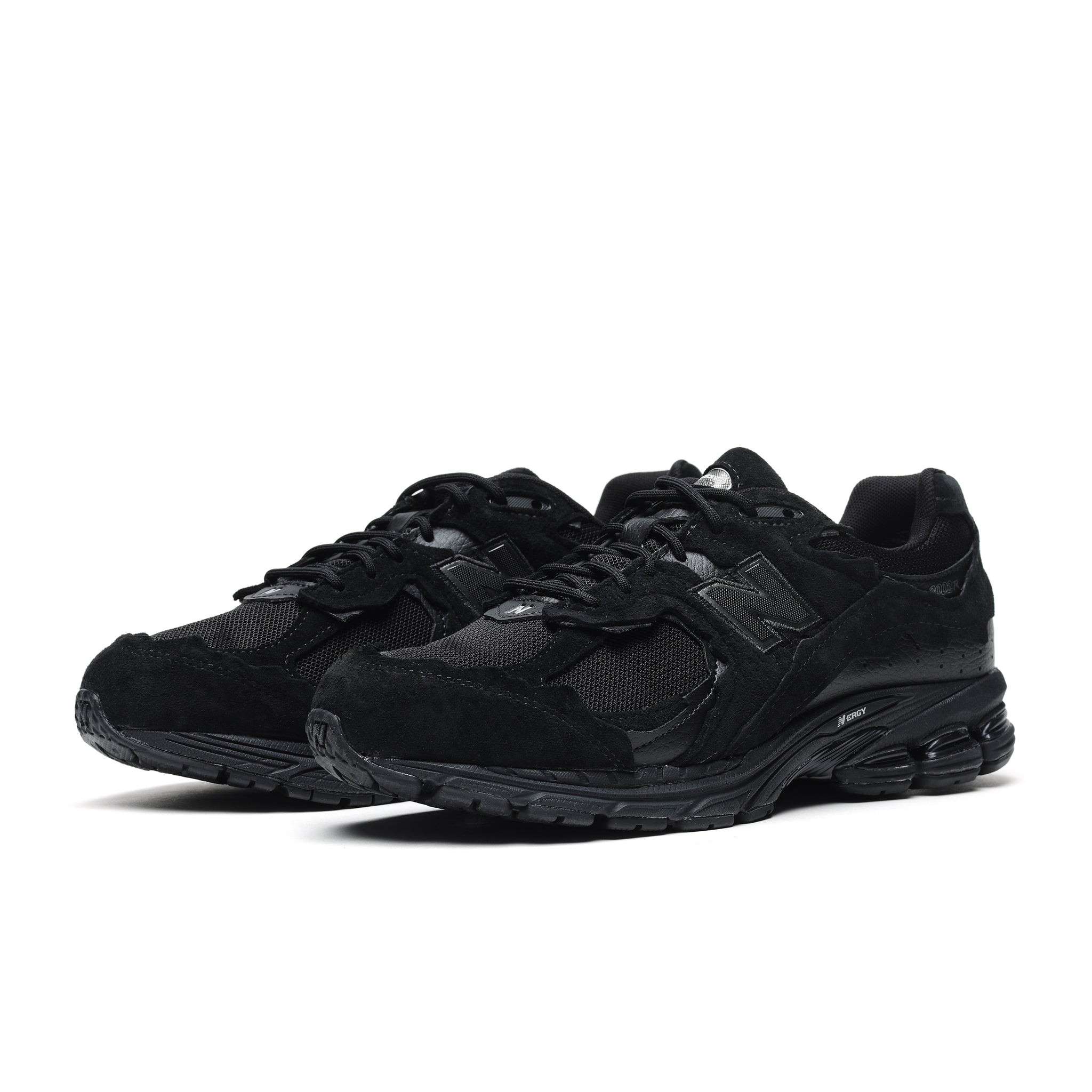 U2002DXB] New Balance 2002R GORE-TEX Protection Pack (Black, Black
