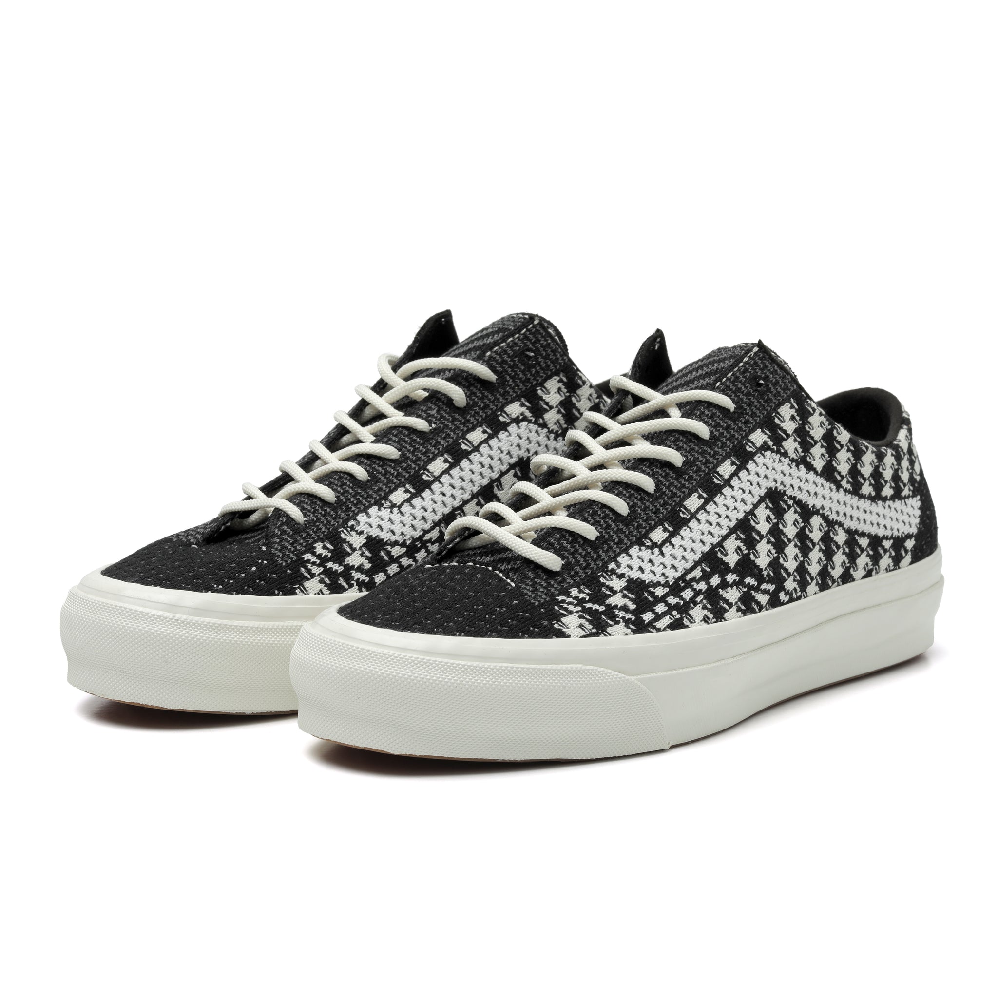 VN000D8HHR0] Vans Premium Old Skool 36 Engineered Knit