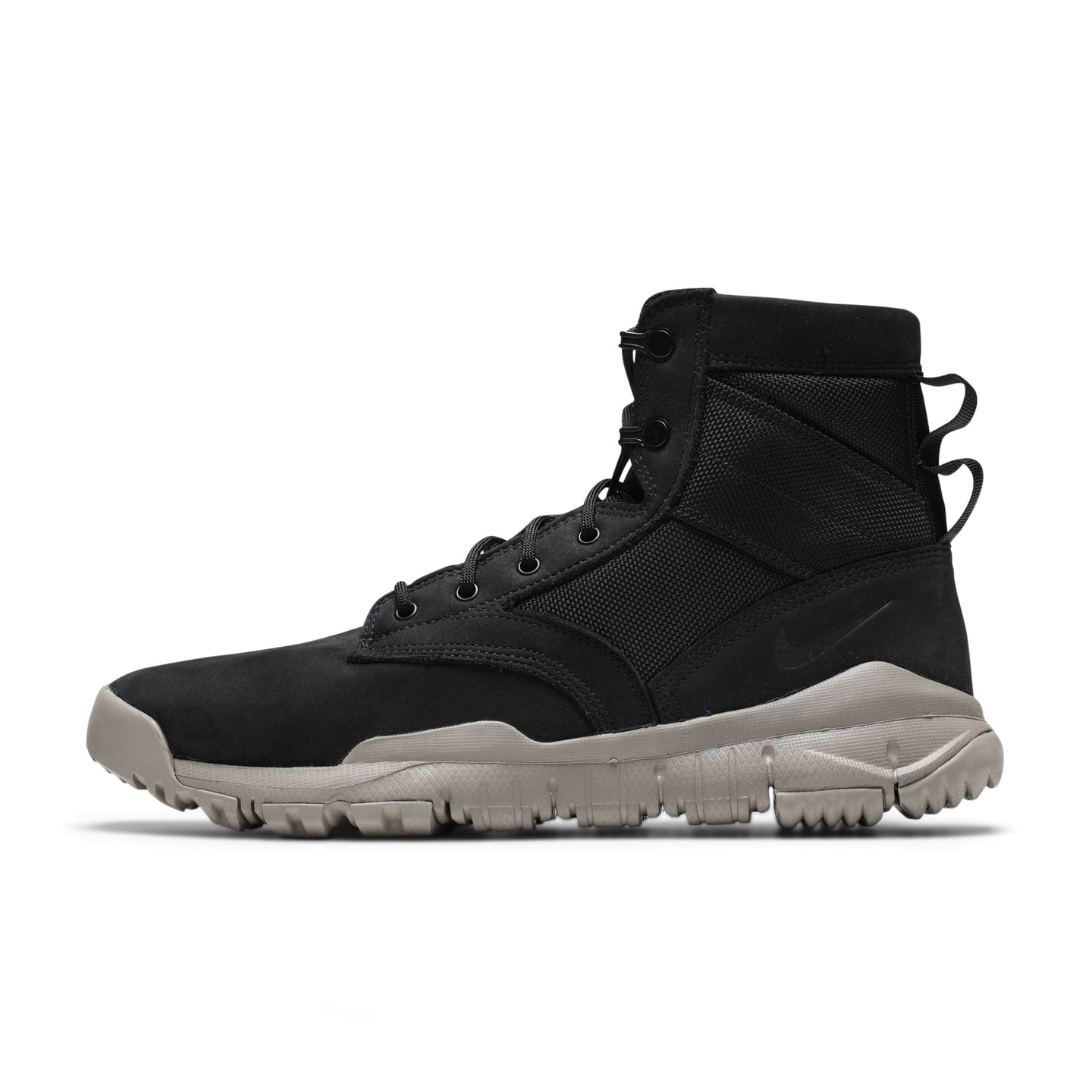 Nike SFB 6